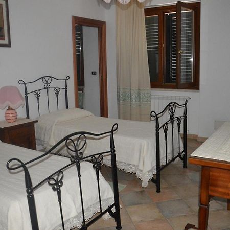 Bed and Breakfast Sa Domo Tua Bonorva Exterior foto