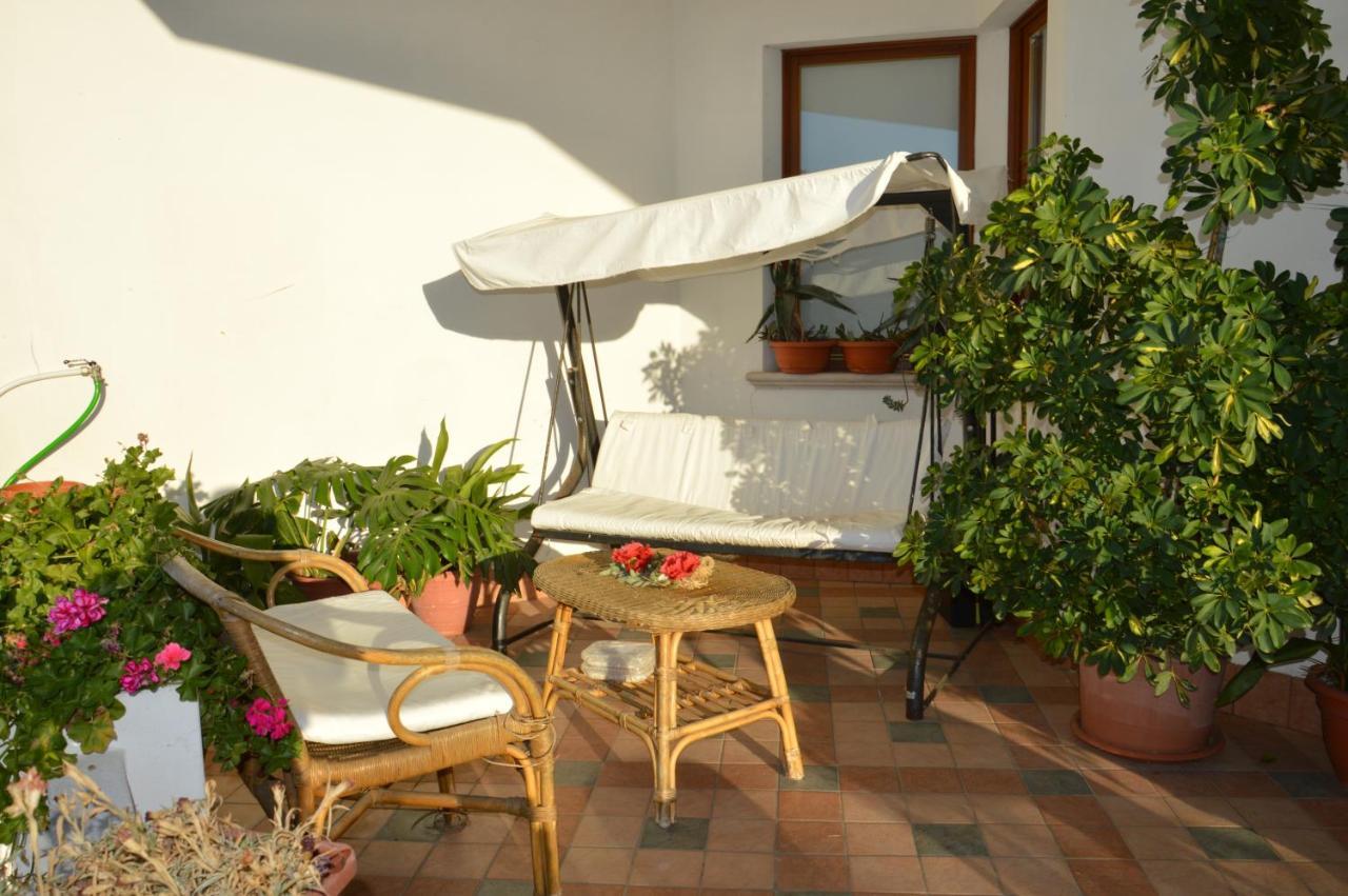 Bed and Breakfast Sa Domo Tua Bonorva Exterior foto