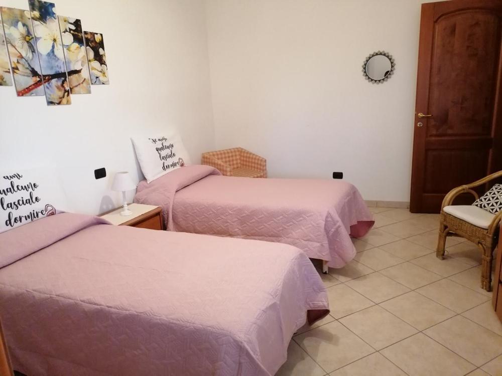 Bed and Breakfast Sa Domo Tua Bonorva Exterior foto